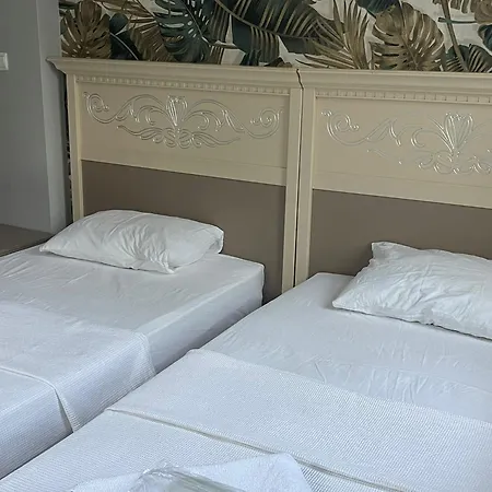 Szálloda Gold Monami